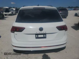 2022 Volkswagen Tiguan SE R-Line Black with VIN 3VVCB7AX8NM009403, listed as a Copart auction lot 52720885 with 74,063 mi miles and Salvage title. Bid and sale history available at DreamBid. Image 6.