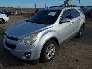 2012 Chevrolet Equinox LT w/2LT with VIN 2GNFLPE58C6310933, listed as a IAAI auction lot 41602733 with 271,815 mi miles. Bid and sale history available at carsss.com. Image 2.