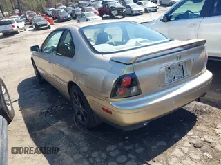 1994 Honda Accord EX with VIN 1HGCD715XRA013027, listed as a IAAI auction lot 41783969 with 255,233 mi miles and . Bid and sale history available at carsss.com. Image 3.
