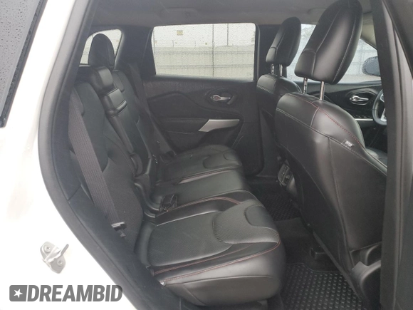 2017 Jeep Cherokee Trailhawk with VIN 1C4PJMBS1HW622388, listed as a Copart auction lot 54990075 with 101,437 mi miles and Salvage title. Bid and sale history available at DreamBid. Image 10.