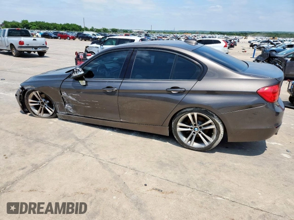 2015 BMW 3 Series 328i with VIN WBA3A5C55FF610865, listed as a Copart auction lot 59675825 with 186,429 mi miles and Salvage title. Bid and sale history available at DreamBid. Image 2.