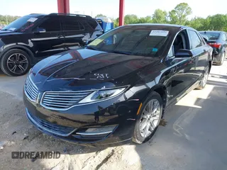 2014 Lincoln MKZ Hybrid z VIN 3LN6L2LU5ER831041, wystawiony jako IAAI lot #42447895 z przebiegiem 92 102 mil mil oraz . Historia ofert i sprzedaży dostępna na DreamBid. Obrazek 17.