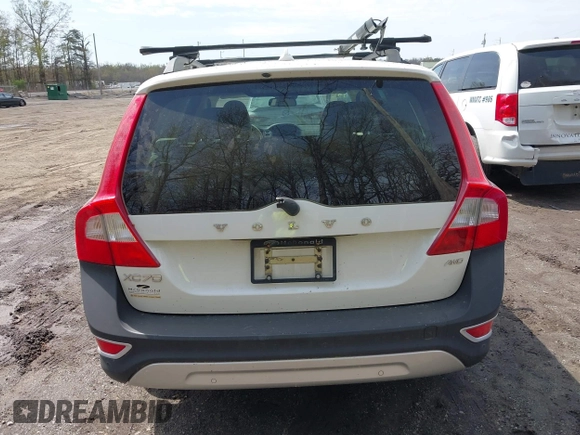 2012 Volvo XC70 3.2L with VIN YV4952BZ0C1133692, listed as a IAAI auction lot 42013093 with 153,678 mi miles and . Bid and sale history available at DreamBid. Image 16.
