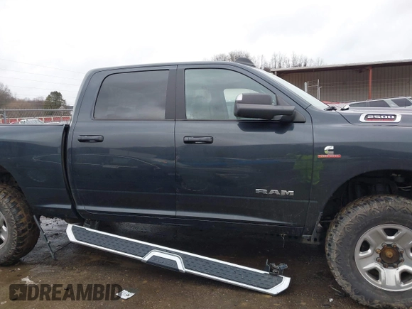 2021 Ram 2500 Big Horn with VIN 3C6UR5DL5MG522513, listed as a IAAI auction lot 41481054 with 68,107 mi miles. Bid and sale history available at carsss.com. Image 13.