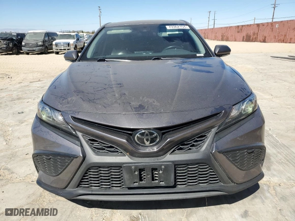 2022 Toyota Camry SE with VIN 4T1G11AK8NU672529, listed as a Copart auction lot 73362154 with 78,475 mi miles and Salvage Title. Bid and sale history available at carsss.com. Image 5.