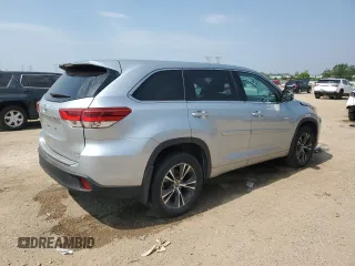 2018 Toyota Highlander LE с VIN 5TDBZRFH7JS867488, выставлен на аукционе Copart как лот 60373075 с пробегом 64 043 миль миль и Списание • Salvage title. История ставок и продаж доступна на DreamBid. Изображение 3.