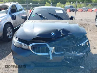2020 BMW 3 Series 330i xDrive with VIN 3MW5R7J06L8B10285, listed as a IAAI auction lot 39403745 with 58,242 mi miles. Bid and sale history available at carsss.com. Image 12.