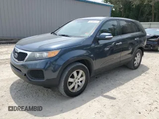 2012 Kia Sorento LX z VIN 5XYKT3A10CG200965, wystawiony jako Copart lot #57754175 z przebiegiem 70 031 mil mil oraz Szkoda całkowita • Salvage title. Historia ofert i sprzedaży dostępna na DreamBid. Obrazek 1.