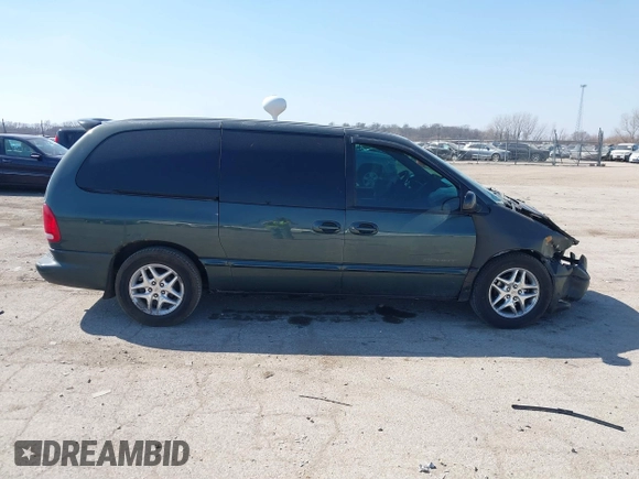 2000 Dodge Caravan SE with VIN 2B4GP44GXYR612794, listed as a IAAI auction lot 41800030 with 485,798 mi miles. Bid and sale history available at carsss.com. Image 13.