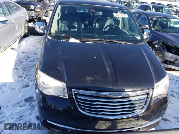 2015 Chrysler Town & Country Touring L z VIN 2C4RC1CG2FR620036, wystawiony jako Copart lot #38022414 z przebiegiem 140 784 mil mil oraz Szkoda całkowita • Salvage title. Historia ofert i sprzedaży dostępna na DreamBid. Obrazek 5.