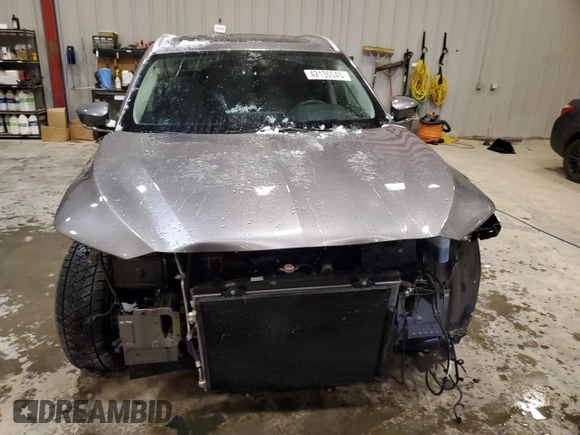 2023 Acura MDX Advance with VIN 5J8YE1H80PL038519, listed as a Copart auction lot 42136045 with 18,003 mi miles and Salvage title. Bid and sale history available at DreamBid. Image 5.