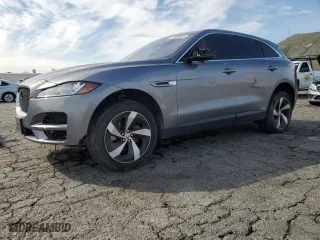 2020 Jaguar F-PACE 25t Premium with VIN SADCJ2FX2LA638148, listed as a Copart auction lot 48598465 with 69,736 mi miles and Salvage Title. Bid and sale history available at carsss.com. Image 1.