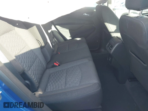 2019 Chevrolet Equinox LT with VIN 3GNAXUEV9KS628184, listed as a IAAI auction lot 41821068 with 30,196 mi miles. Bid and sale history available at carsss.com. Image 8.