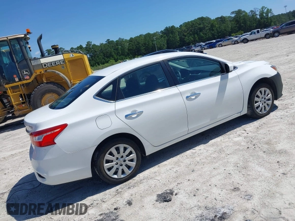 2017 Nissan Sentra SR with VIN 3N1AB7APXHY306257, listed as a IAAI auction lot 42502510 with 81,514 mi miles and . Bid and sale history available at DreamBid. Image 4.