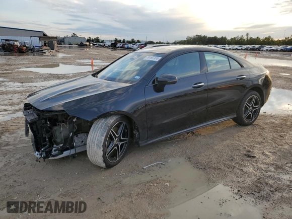 2024 Mercedes-Benz CLA 250 z VIN W1K5J4HB5RN452015, wystawiony jako Copart lot #79167324 z przebiegiem 4 767 mil mil oraz Szkoda całkowita • Salvage title. Historia ofert i sprzedaży dostępna na DreamBid. Obrazek 1.