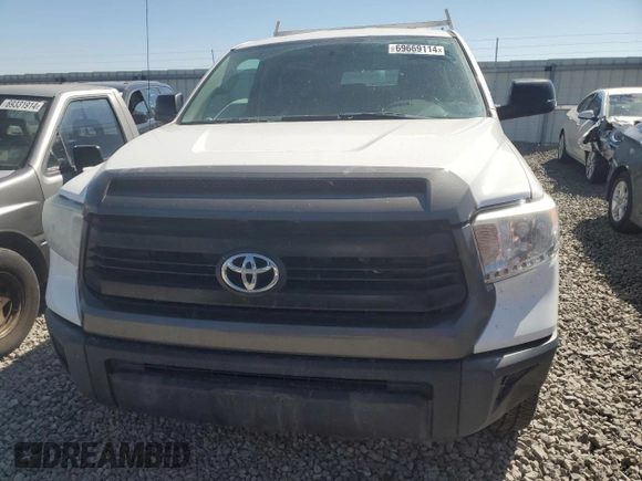 2016 Toyota Tundra z VIN 5TFPW5F12GX497421, wystawiony jako Copart lot #69669114 z przebiegiem 134 708 mil mil oraz Szkoda całkowita • Salvage title. Historia ofert i sprzedaży dostępna na DreamBid. Obrazek 5.