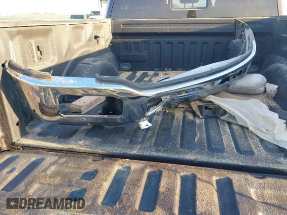 2018 Ford F-150 XL with VIN 1FTEW1EG7JKC03490, listed as a IAAI auction lot 41819970 with 102,375 mi miles and . Bid and sale history available at DreamBid. Image 18.