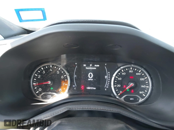 2018 Jeep Renegade Latitude with VIN ZACCJBBB8JPH98229, listed as a IAAI auction lot 41916788 with Not Provided miles and . Bid and sale history available at carsss.com. Image 7.