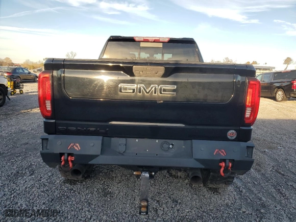 2020 GMC Sierra 1500 Denali with VIN 1GTU9FEL5LZ106974, listed as a Copart auction lot 83200414 with 33,119 mi miles and Salvage Title. Bid and sale history available at carsss.com. Image 6.
