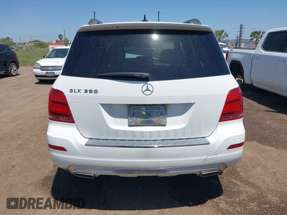 2015 Mercedes-Benz GLK 350 z VIN WDCGG5HB5FG342020, wystawiony jako IAAI lot #42007099 z przebiegiem 128 625 mil mil oraz . Historia ofert i sprzedaży dostępna na DreamBid. Obrazek 17.