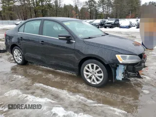 2013 Volkswagen Jetta SE with VIN 3VWDP7AJ4DM364564, listed as a Copart auction lot 44992455 with 81,203 mi miles and Salvage title. Bid and sale history available at DreamBid. Image 4.