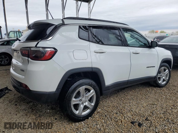 2023 Jeep Compass Latitude with VIN 3C4NJDBN7PT553339, listed as a Copart auction lot 51477725 with 42,539 mi miles and Salvage Title. Bid and sale history available at DreamBid. Image 3.