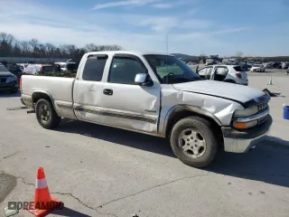 1999 Chevrolet Silverado 1500 LS with VIN 2GCEC19T8X1184568, listed as a Copart auction lot 43210875 with 223,160 mi miles and Clean Title. Bid and sale history available at carsss.com. Image 4.