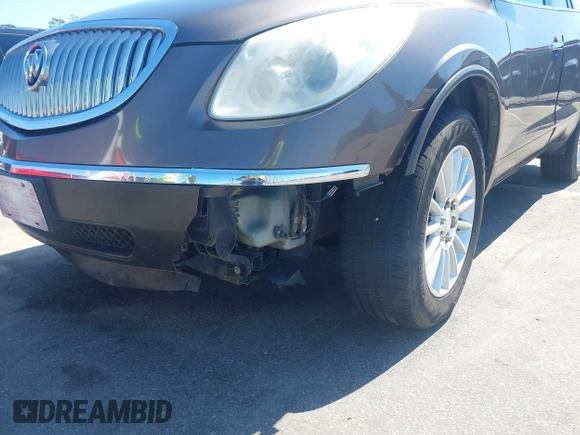 2011 Buick Enclave CXL-1 with VIN 5GAKRBEDXBJ171116, listed as a IAAI auction lot 41765801 with 220,698 mi miles. Bid and sale history available at carsss.com. Image 6.