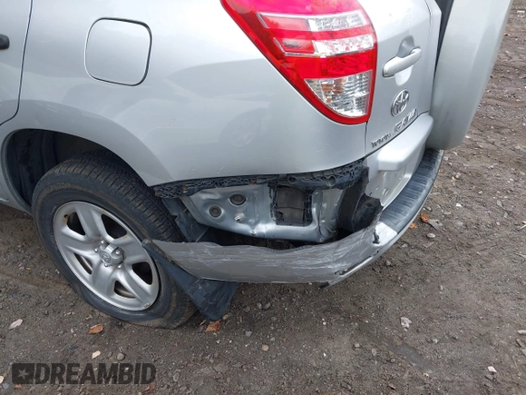 2009 Toyota RAV4 with VIN JTMBF33V19D021204, listed as a IAAI auction lot 40476724 with 129,168 mi miles. Bid and sale history available at carsss.com. Image 6.
