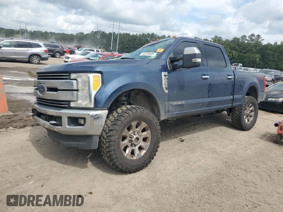 2017 Ford F-250 Lariat z VIN 1FT7W2BT4HEB74233, wystawiony jako Copart lot #55230605 z przebiegiem Nie podano mil oraz Szkoda całkowita • Salvage title. Historia ofert i sprzedaży dostępna na DreamBid. Obrazek 1.