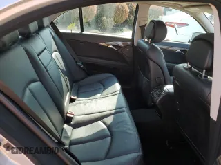 2008 Mercedes-Benz E 350 Luxury z VIN WDBUF87X08B205611, wystawiony jako Copart lot #52583385 z przebiegiem 158 270 mil mil oraz Nie do naprawy • Non repairable. Historia ofert i sprzedaży dostępna na DreamBid. Obrazek 10.
