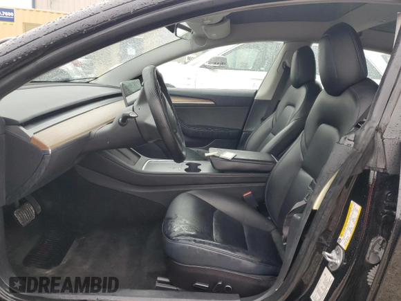 2022 Tesla Model 3 z VIN 5YJ3E1EA6NF371467, wystawiony jako Copart lot #58606025 z przebiegiem 84 706 mil mil oraz Czysty tytuł • Clean title. Historia ofert i sprzedaży dostępna na DreamBid. Obrazek 7.