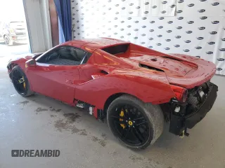 2018 Ferrari 488 z VIN ZFF80AMA2J0229536, wystawiony jako Copart lot #73699714 z przebiegiem 4 120 mil mil oraz Szkoda całkowita • Salvage title. Historia ofert i sprzedaży dostępna na DreamBid. Obrazek 2.