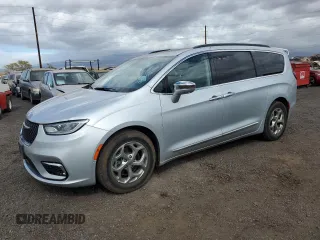 2022 Chrysler Pacifica Limited with VIN 2C4RC1GG7NR175799, listed as a Copart auction lot 63038045 with 32,317 mi miles and Clean title. Bid and sale history available at DreamBid. Image 1.