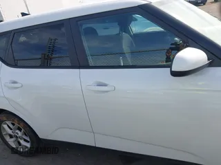 2020 Kia Soul S with VIN KNDJ23AU9L7043216, listed as a IAAI auction lot 41842726 with 97,170 mi miles and . Bid and sale history available at DreamBid. Image 13.