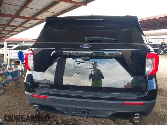 2022 Ford Explorer ST-Line z VIN 1FMSK7KH5NGA21032, wystawiony jako IAAI lot #42212415 z przebiegiem 49 034 mil mil oraz . Historia ofert i sprzedaży dostępna na DreamBid. Obrazek 16.