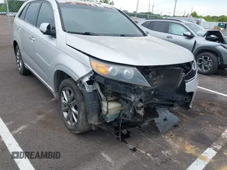 2013 Kia Sorento SX with VIN 5XYKWDA24DG321120, listed as a IAAI auction lot 42568763 with 244,360 mi miles and . Bid and sale history available at DreamBid. Image 1.