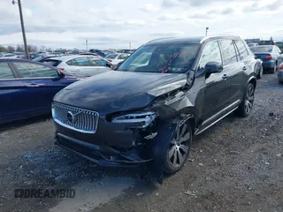 2023 Volvo XC90 Ultimate with VIN YV4062PAXP1904903, listed as a IAAI auction lot 41919402 with 32,000 mi miles. Bid and sale history available at carsss.com. Image 17.