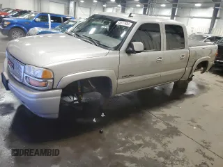 2006 GMC Sierra Denali z VIN 2GTEK63N661185470, wystawiony jako Copart lot #85517684 z przebiegiem 154 457 mil mil oraz Szkody całkowita. Historia ofert i sprzedaży dostępna na DreamBid. Obrazek 1.