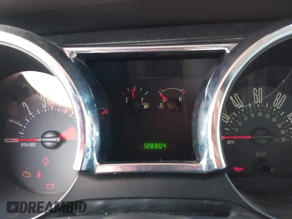 2008 Ford Mustang Deluxe z VIN 1ZVHT80N885150812, wystawiony jako IAAI lot #42428608 z przebiegiem 128 804 mil mil oraz . Historia ofert i sprzedaży dostępna na DreamBid. Obrazek 7.