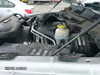 2018 Ram 1500 Rebel z VIN 1C6RR7YT5JS152633, wystawiony jako IAAI lot #41788274 z przebiegiem 146 298 mil mil oraz . Historia ofert i sprzedaży dostępna na DreamBid. Obrazek 23.