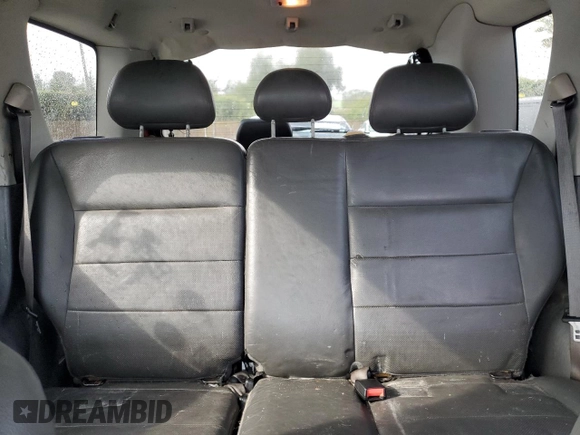 2007 Ford Escape Hybrid with VIN 1FMCU49HX7KA35267, listed as a Copart auction lot 49123395 with 318,091 mi miles and Clean Title. Bid and sale history available at carsss.com. Image 10.