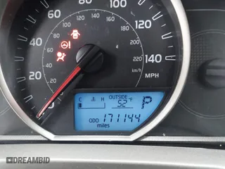 2015 Toyota RAV4 XLE with VIN 2T3RFREV9FW332635, listed as a IAAI auction lot 41899021 with 171,144 mi miles. Bid and sale history available at carsss.com. Image 15.