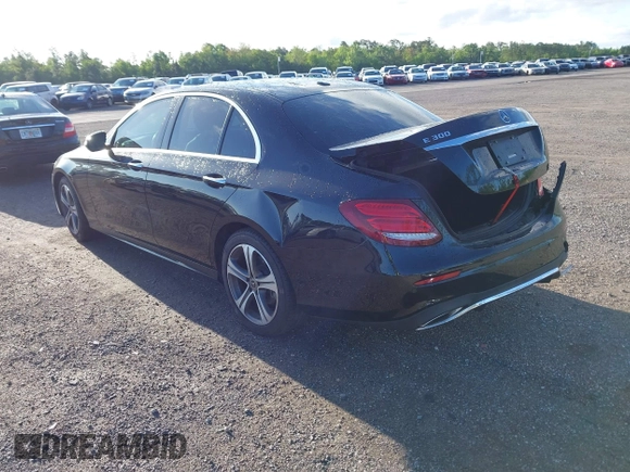 2018 Mercedes-Benz E-Class E 300 with VIN WDDZF4JB5JA474184, listed as a IAAI auction lot 41964703 with 32,278 mi miles. Bid and sale history available at carsss.com. Image 3.