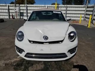 2018 Volkswagen Beetle S with VIN 3VW5DAAT1JM510524, listed as a Copart auction lot 49576915 with 48,750 mi miles and Salvage title. Bid and sale history available at DreamBid. Image 5.
