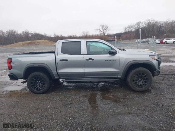 2024 Chevrolet Colorado 4WD Trail Boss with VIN 1GCPTEEK0R1160710, listed as a IAAI auction lot 41520087 with 11,615 mi miles. Bid and sale history available at carsss.com. Image 13.