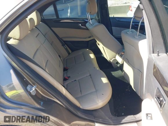 2011 Mercedes-Benz E-Class E 350 Luxury with VIN WDDHF8HB7BA390393, listed as a IAAI auction lot 41398879 with 155,161 mi miles. Bid and sale history available at carsss.com. Image 8.
