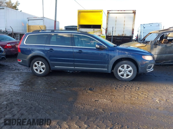 2011 Volvo XC70 3.2L with VIN YV4940BZXB1115299, listed as a IAAI auction lot 41567362 with 197,318 mi miles and . Bid and sale history available at DreamBid. Image 13.