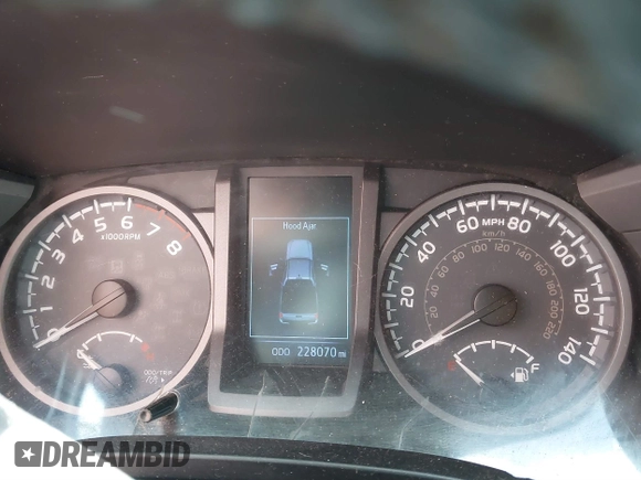 2016 Toyota Tacoma SR with VIN 5TFCZ5AN5GX010227, listed as a IAAI auction lot 41792719 with 228,070 mi miles. Bid and sale history available at carsss.com. Image 7.