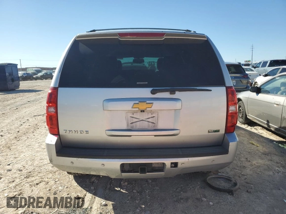2012 Chevrolet Tahoe LS z VIN 1GNSCAE00CR257004, wystawiony jako Copart lot #43721335 z przebiegiem 198 308 mil mil oraz Czysty tytuł • Clean title. Historia ofert i sprzedaży dostępna na DreamBid. Obrazek 6.